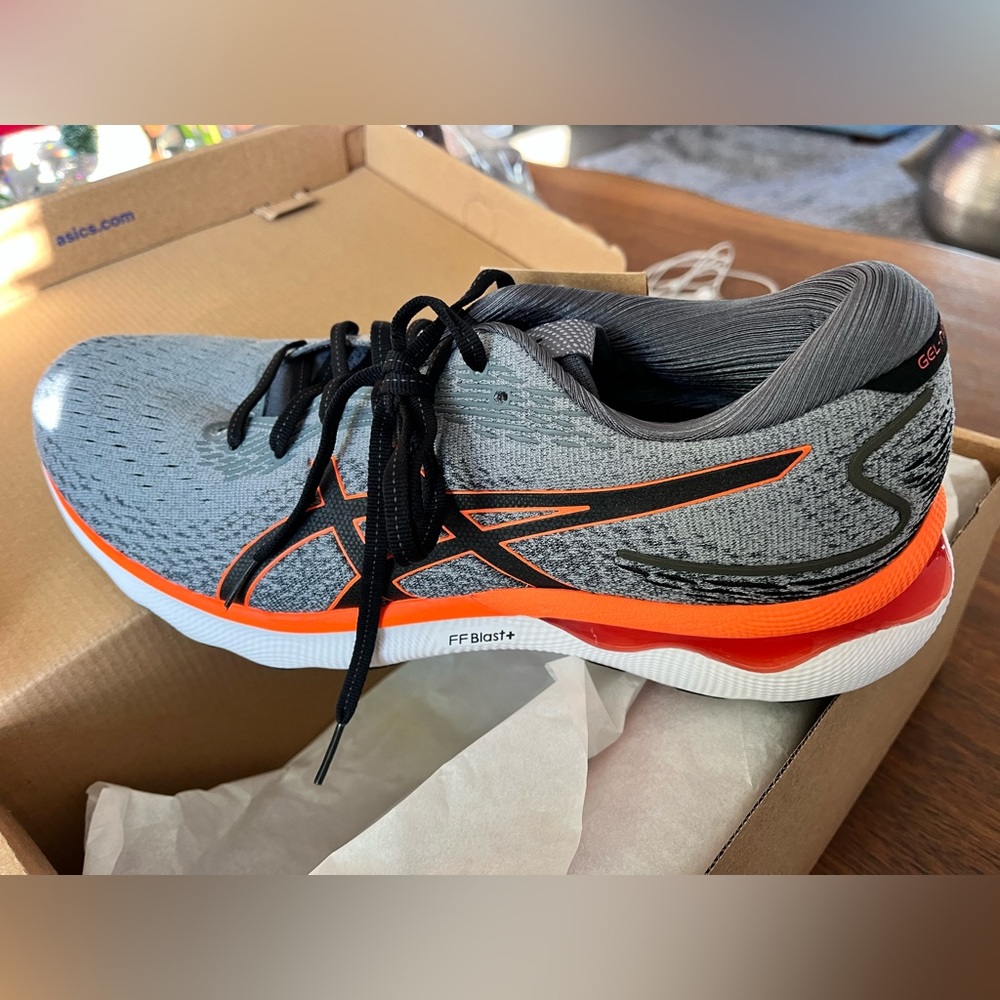 Men’s nimbus 24. Brand new